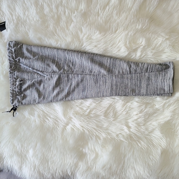NWT Ladies Adidas XPR 7/8 Joggers - Picture 3 of 10
